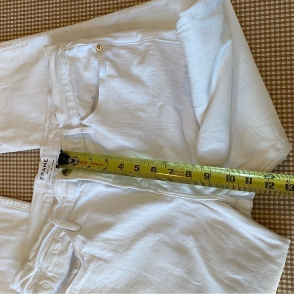 FRAME Le High Straight Blanc white jeans raw hem. Size 32 - Picture 10 of 16